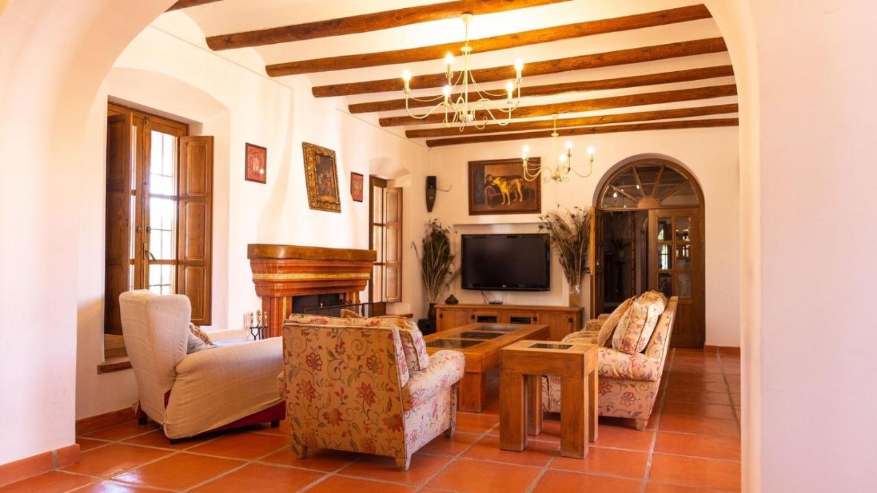 Finca La Canera Alcala De Guadaira By Ruralidays Exterior foto